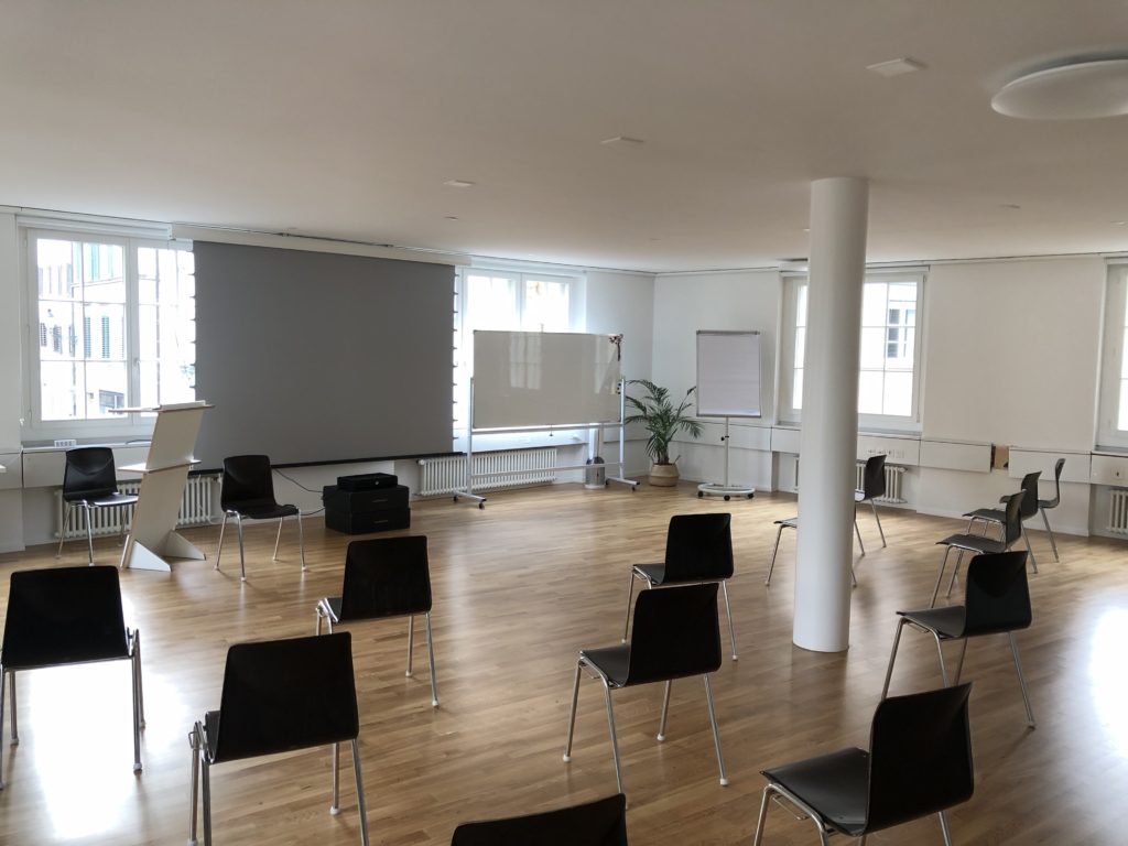 Meetings und Seminarraum Saal Grossmünsterplatz 6 zentral in Zürich bestuhlt
